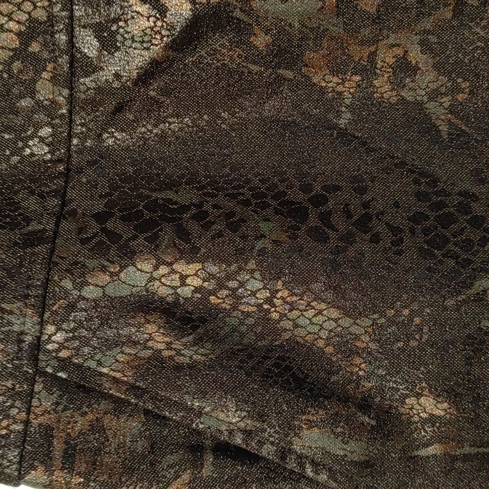 First Option Skirt - Picture 2 of 5